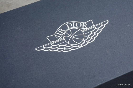 X ) BOX JORDAN HIGH DIOR 1 CN8607-002 CN8607-002 AIR SHOE OG (DIOR 0330